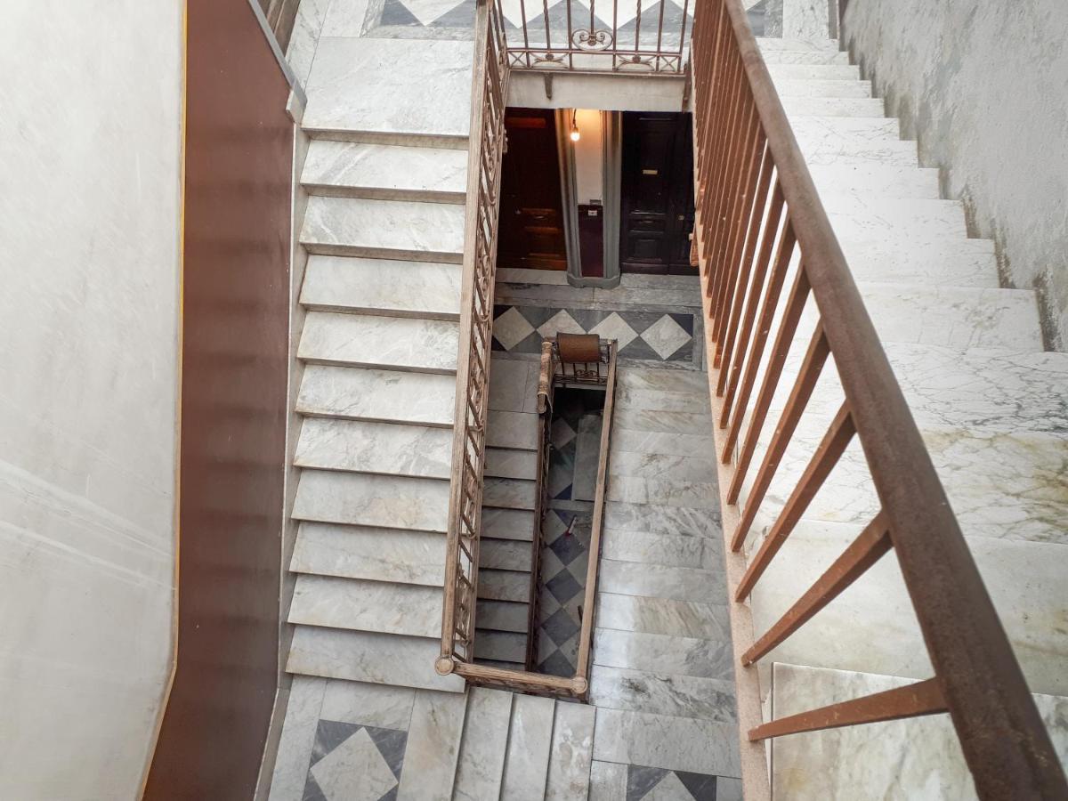 Dietro Il Castello Catania Bagian luar foto